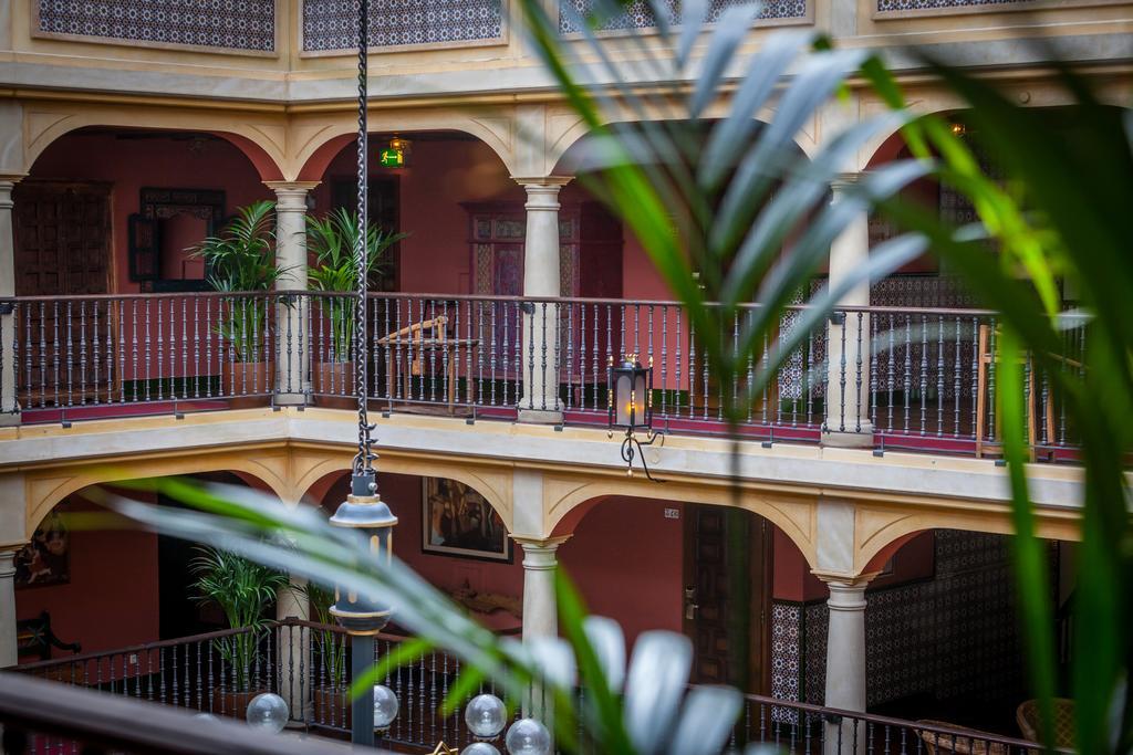 4-Sterne Erlebnishotel El Andaluz, Europa-Park Freizeitpark & Erlebnis-Resort Rust Bagian luar foto