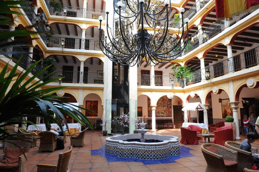 4-Sterne Erlebnishotel El Andaluz, Europa-Park Freizeitpark & Erlebnis-Resort Rust Bagian luar foto