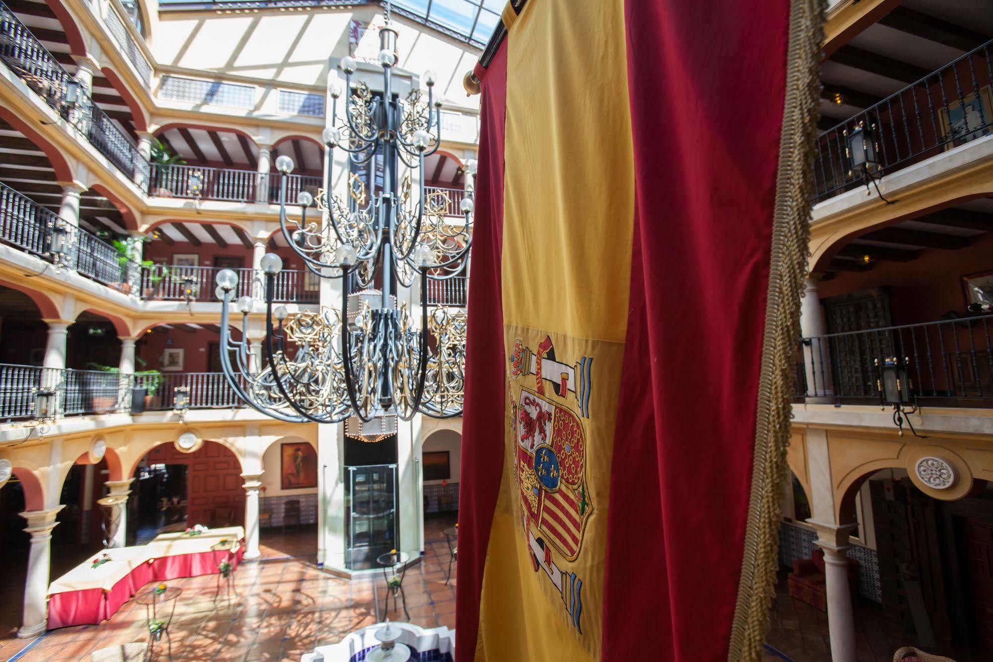 4-Sterne Erlebnishotel El Andaluz, Europa-Park Freizeitpark & Erlebnis-Resort Rust Bagian luar foto