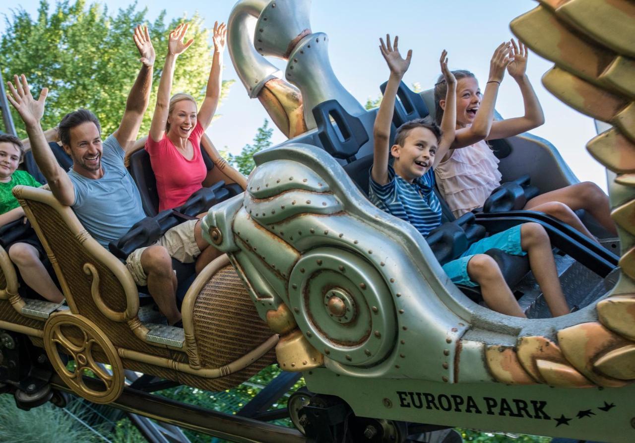 4-Sterne Erlebnishotel El Andaluz, Europa-Park Freizeitpark & Erlebnis-Resort Rust Bagian luar foto