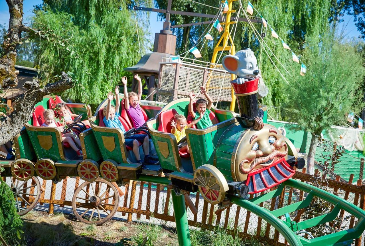 4-Sterne Erlebnishotel El Andaluz, Europa-Park Freizeitpark & Erlebnis-Resort Rust Bagian luar foto